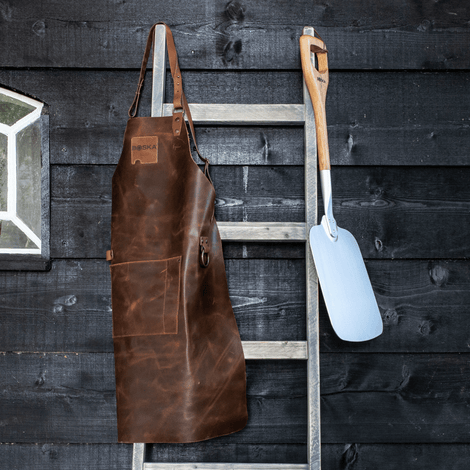 How do you clean a leather Mr. Smith apron? 5 tips!