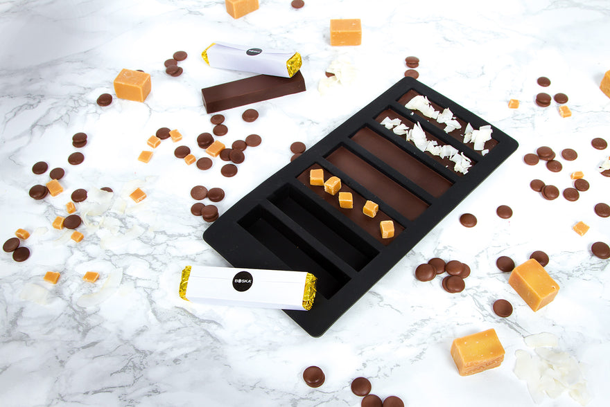 Small milk chocolate bars - caramel sea salt