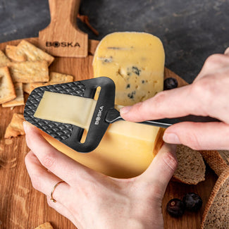 Cheese Slicer Monaco+ Dark BOSKA